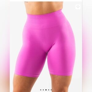 Alphalete biker legging short